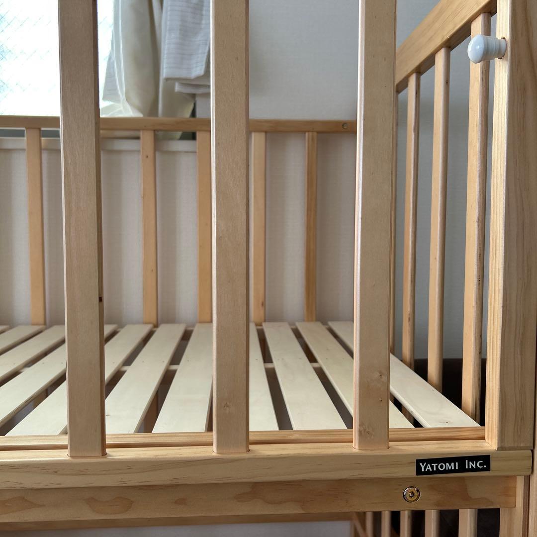 説明書付き！ヤトミ ミニベビーベッド　キャスター付き