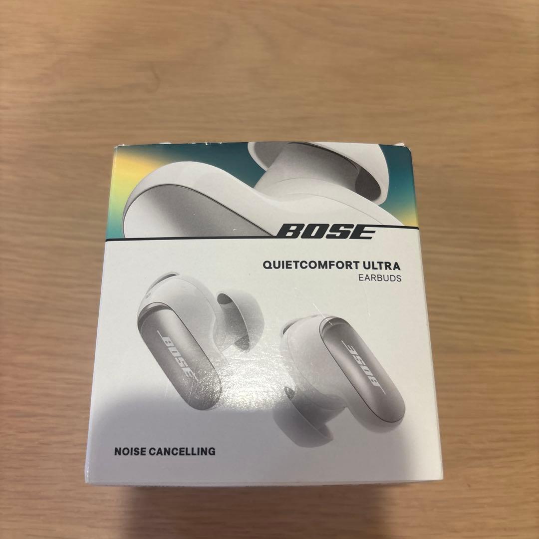 BOSE QuietComfort Ultra ワイヤレスイヤホン　本体+右耳
