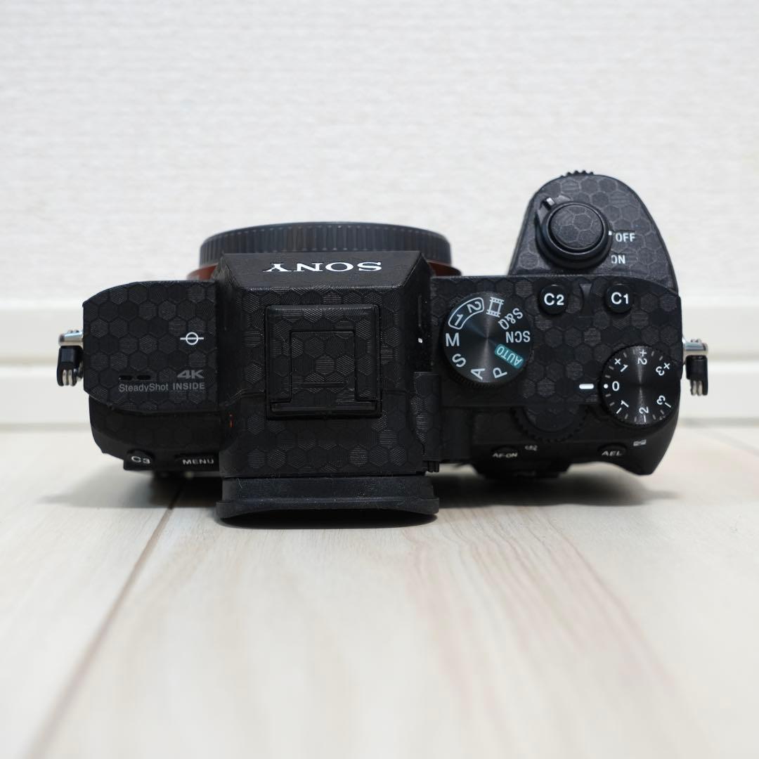ショット数5867回！中古美品SONY α7 III