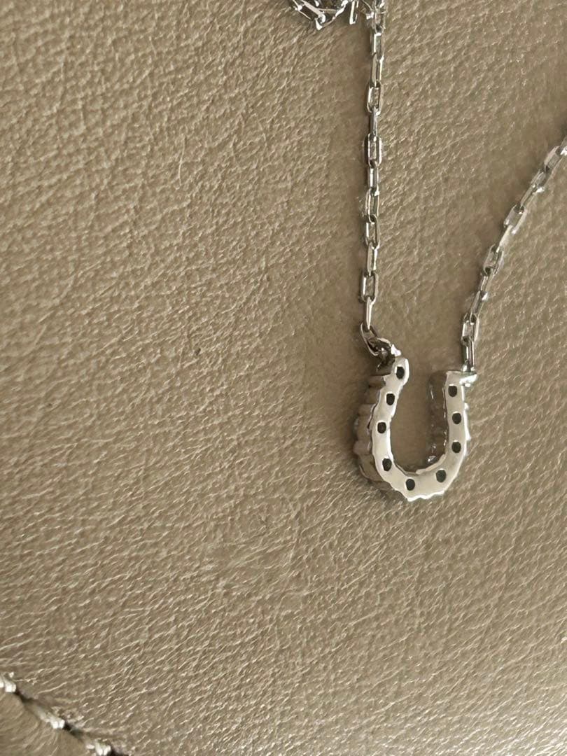 4℃ K10WG ダイヤモンド　ホースシュー　ネックレス