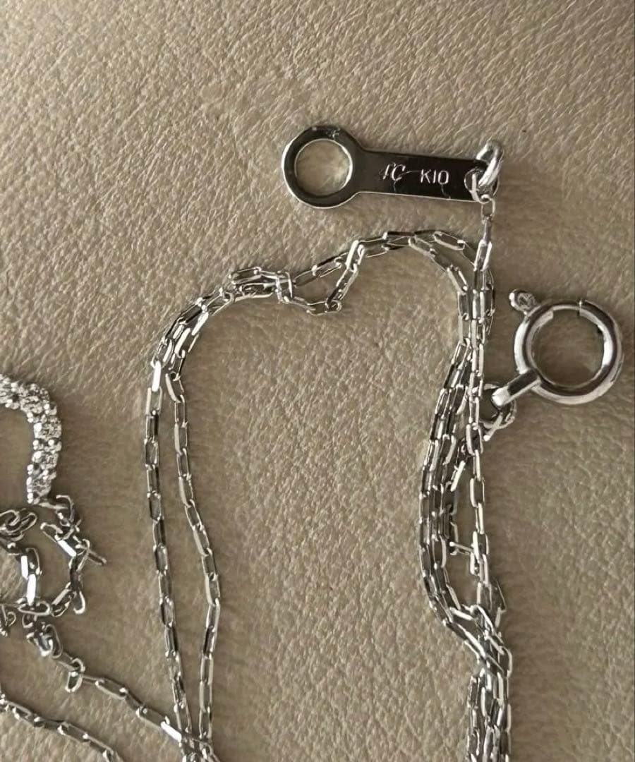 4℃ K10WG ダイヤモンド　ホースシュー　ネックレス