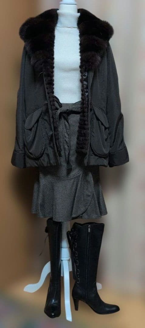 ✨未使用✨肉厚フォックスFUR・ラビットファーライナー付き ジャケット丈70cm