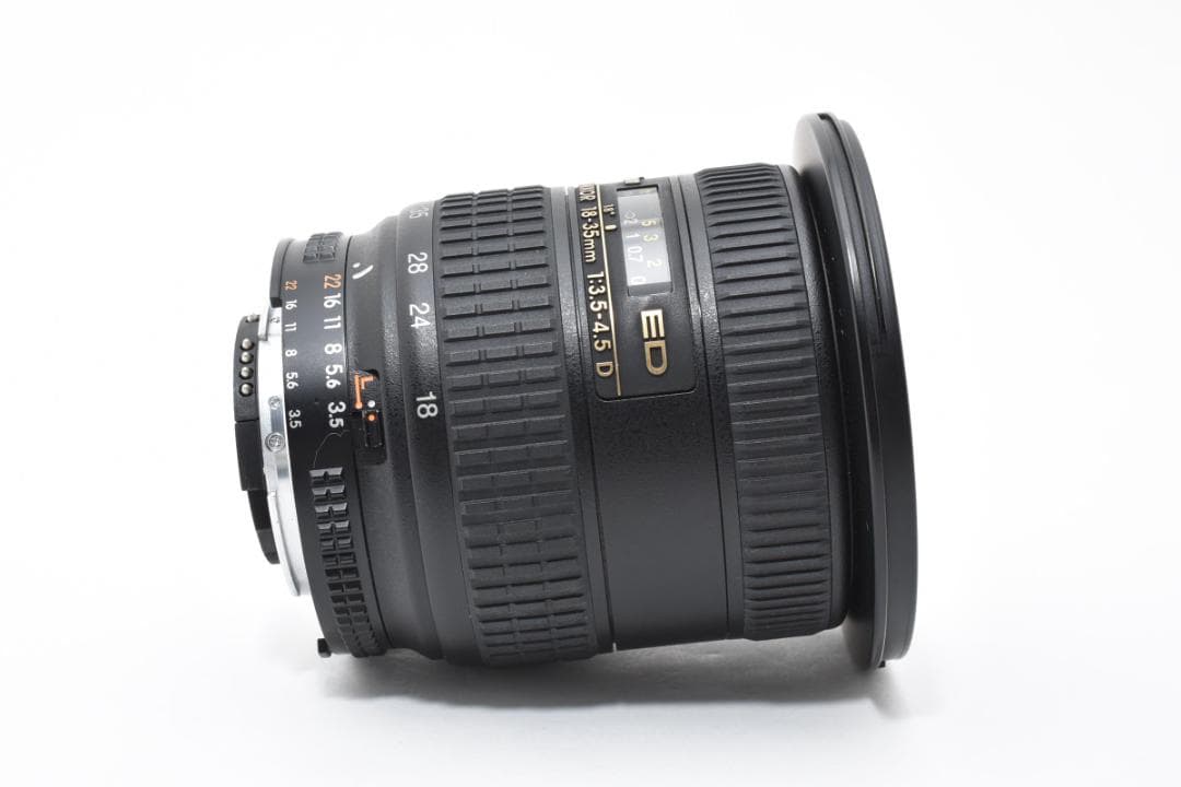 Nikon／レンズ　AF NIKKOR 18-35 F3.5-4.5D ED　D