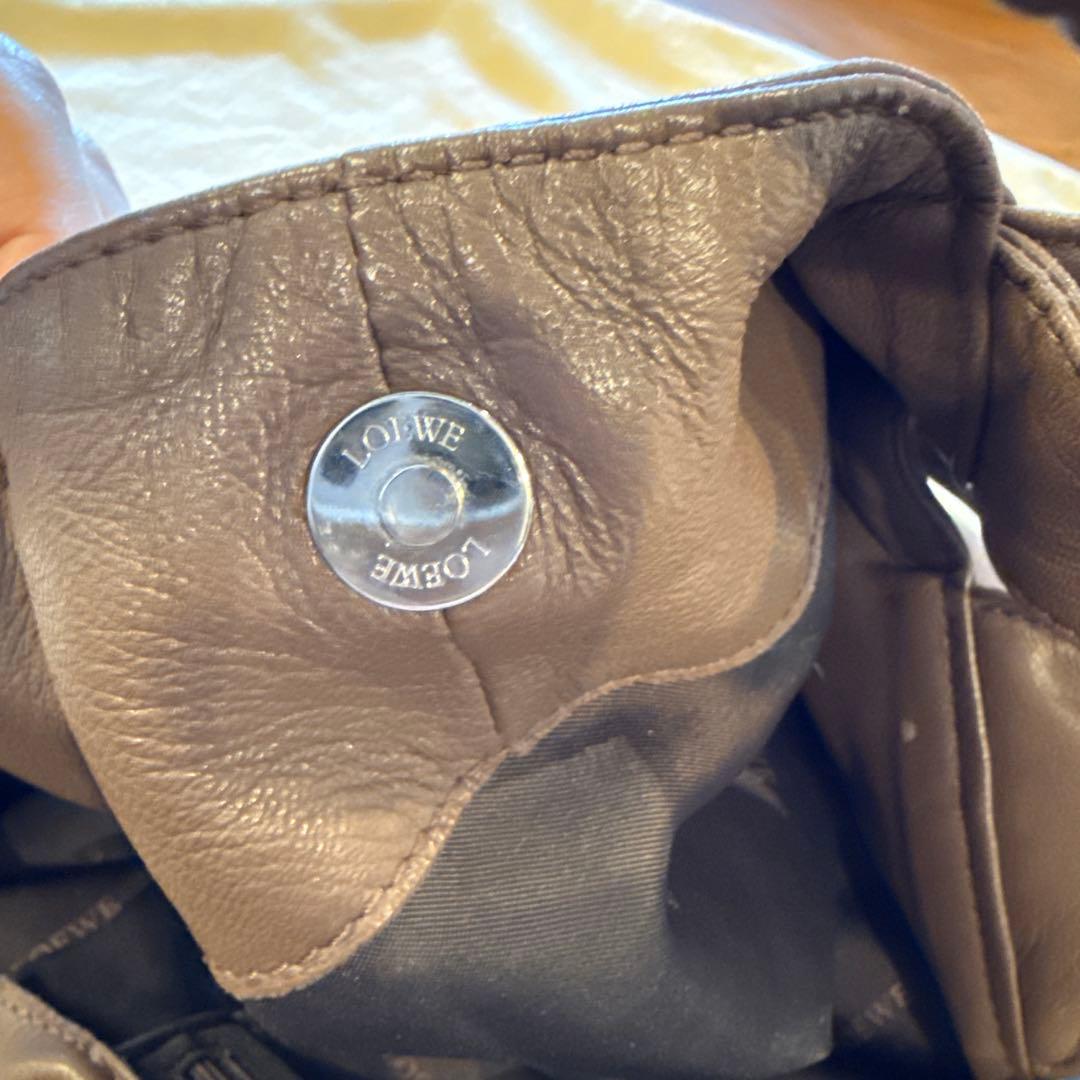 【SatoKoba】ロエベ　LOEWE ナッパアイレ　アナグラム