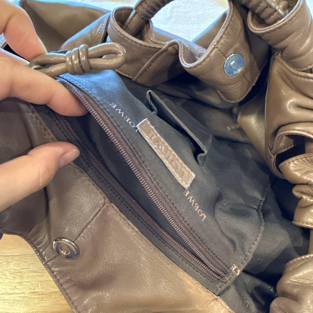 【SatoKoba】ロエベ　LOEWE ナッパアイレ　アナグラム