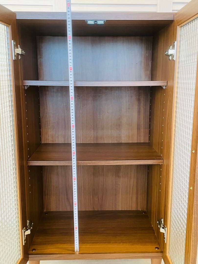 木製キャビネット・サイドボード＊チェッカー・ワッフルガラス扉 可動棚付き