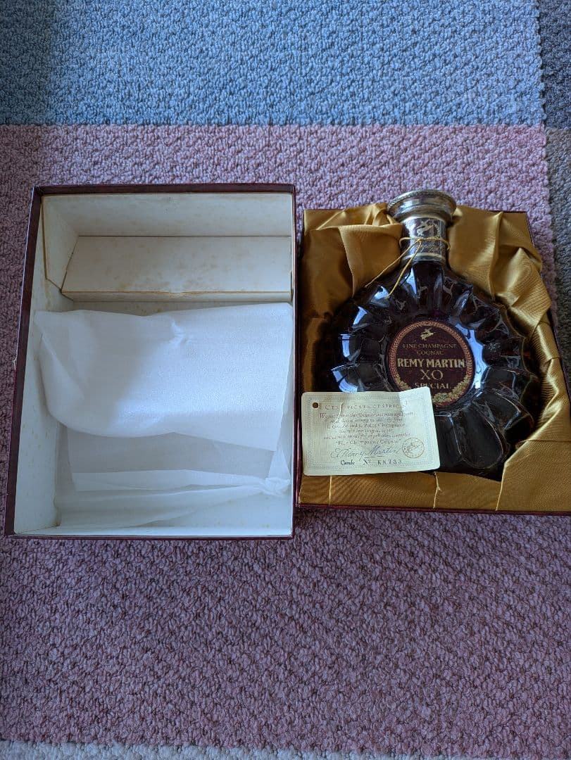 REMY MARTIN XO SPECIAL コニャック 750ml