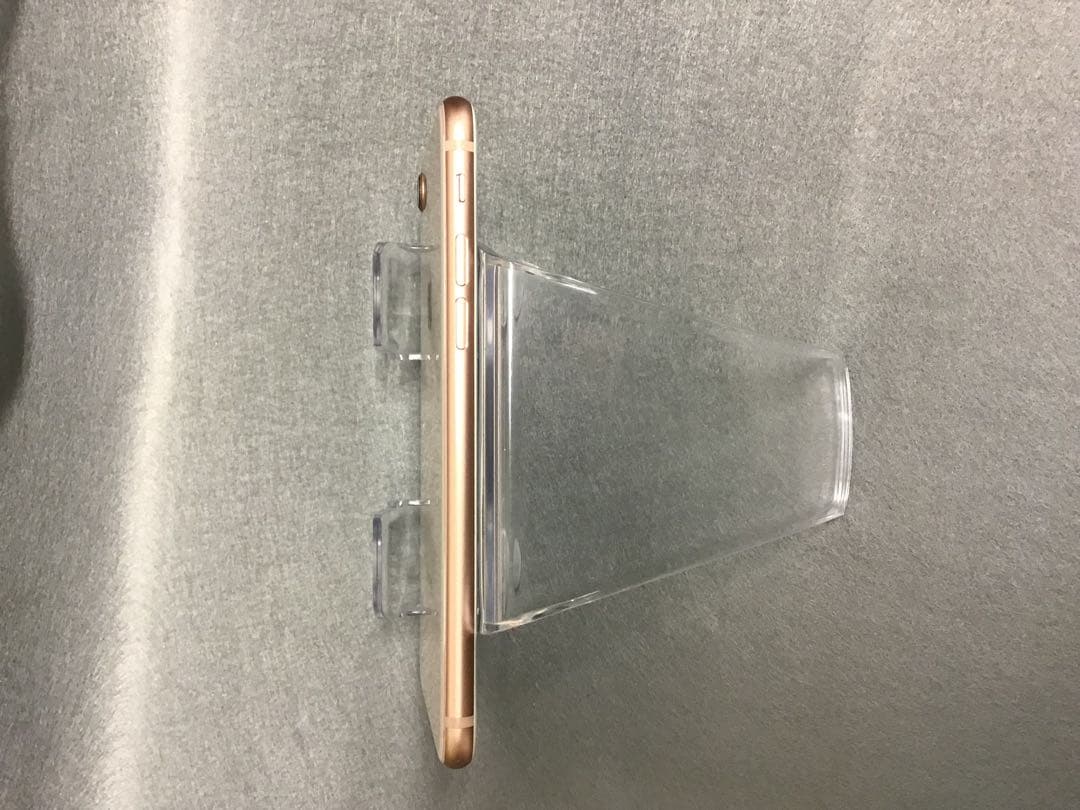 美品 国内版 SIMフリー iPhone8 256GB ゴールド色