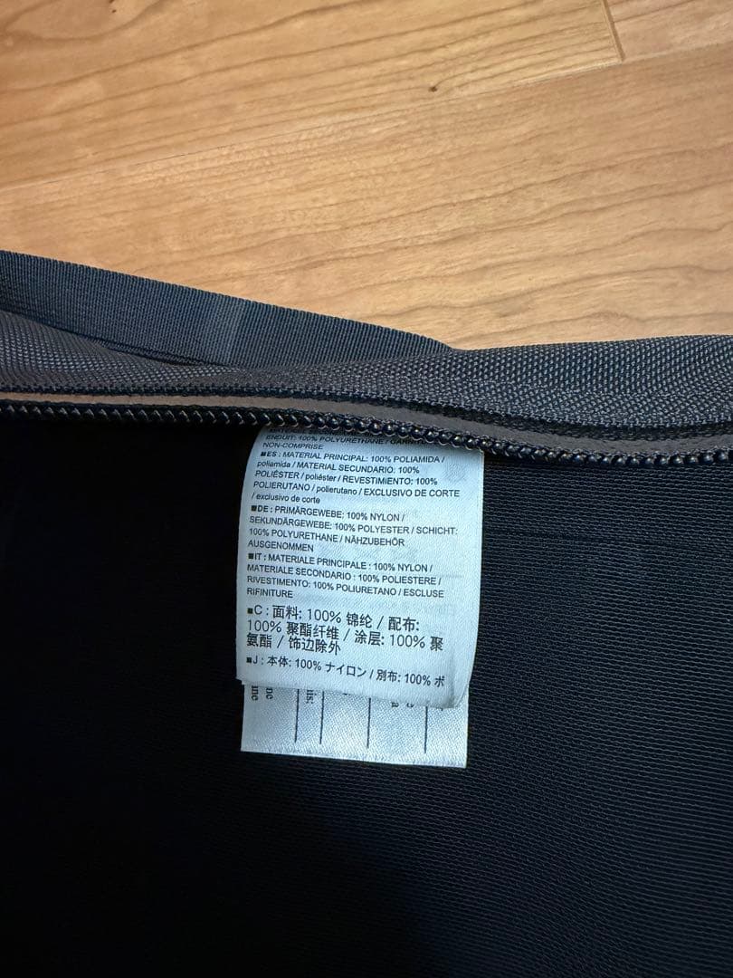 m*+様 ARC’TERYX ARRO 22 バックパック ブラック 22L