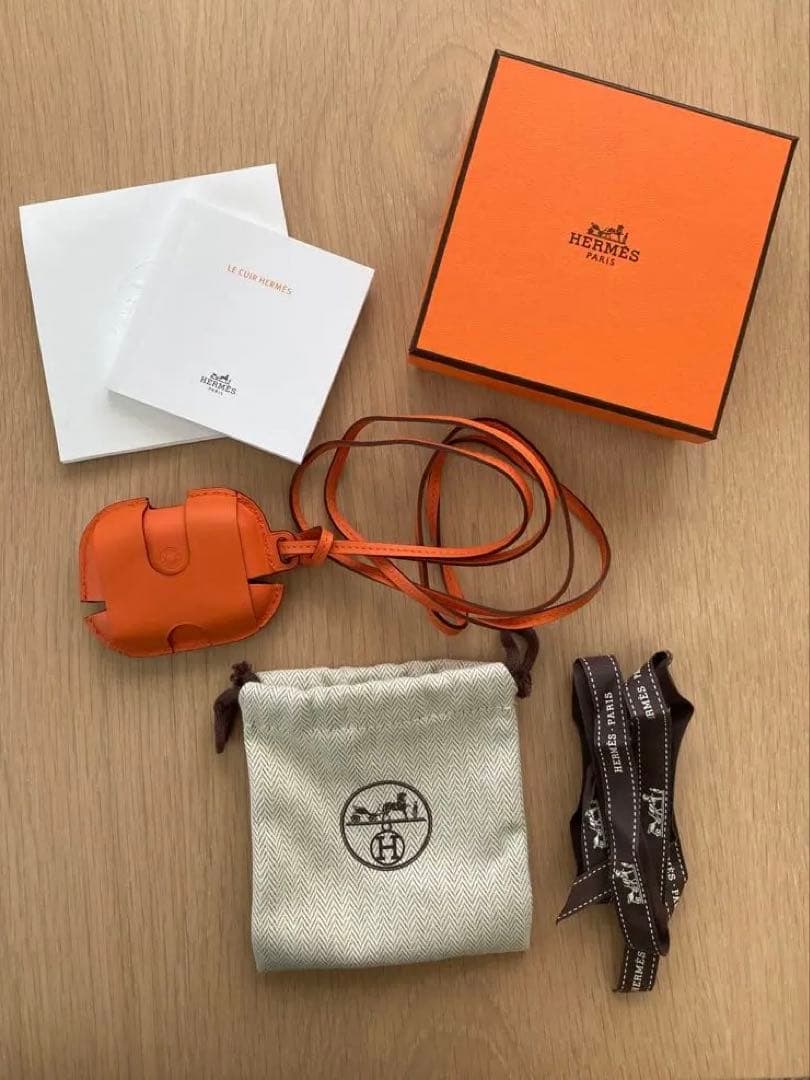 エルメス イヤホンケース オレンジ