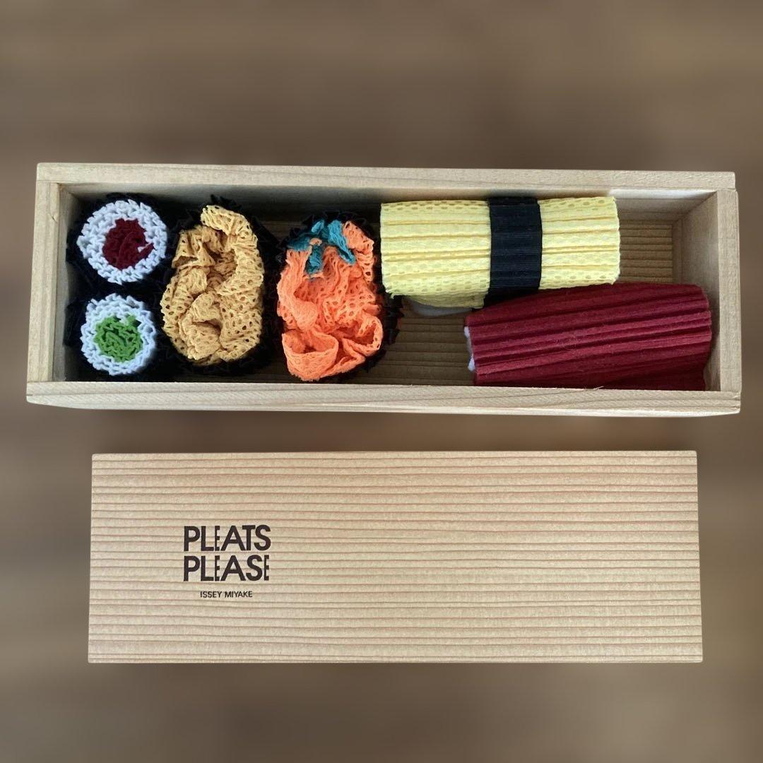 pleats please プリーツプリーズ　イッセイミヤケ　寿司
