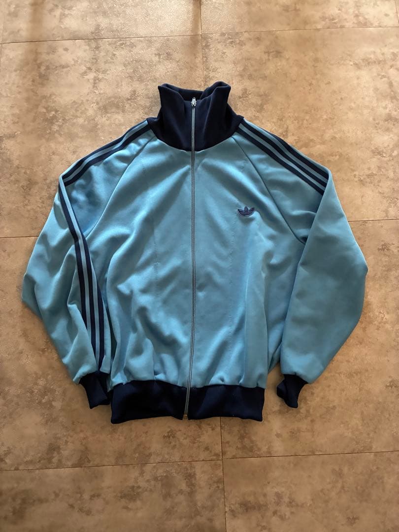 adidas トラックジャケット デサントライトブルー/ネイビー