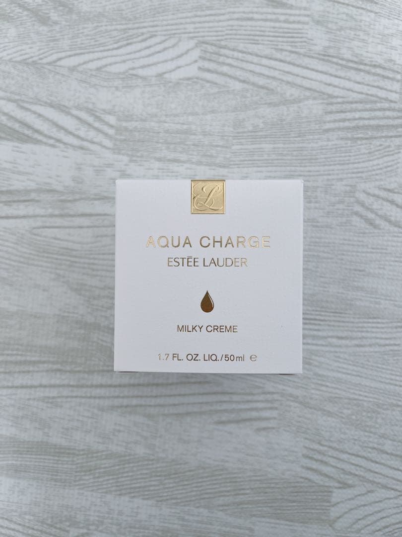 エスティローダー アクアチャージ トリートメントローション&ミルキークリーム