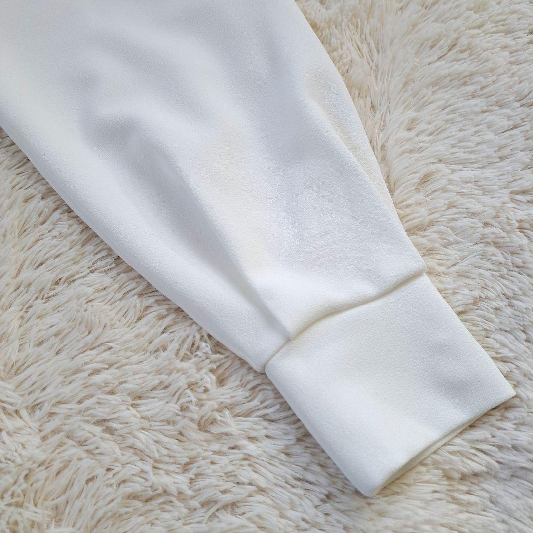 美品 ビアズリー Tブラウス カットソー 洗える バックタック 白 ゆったり