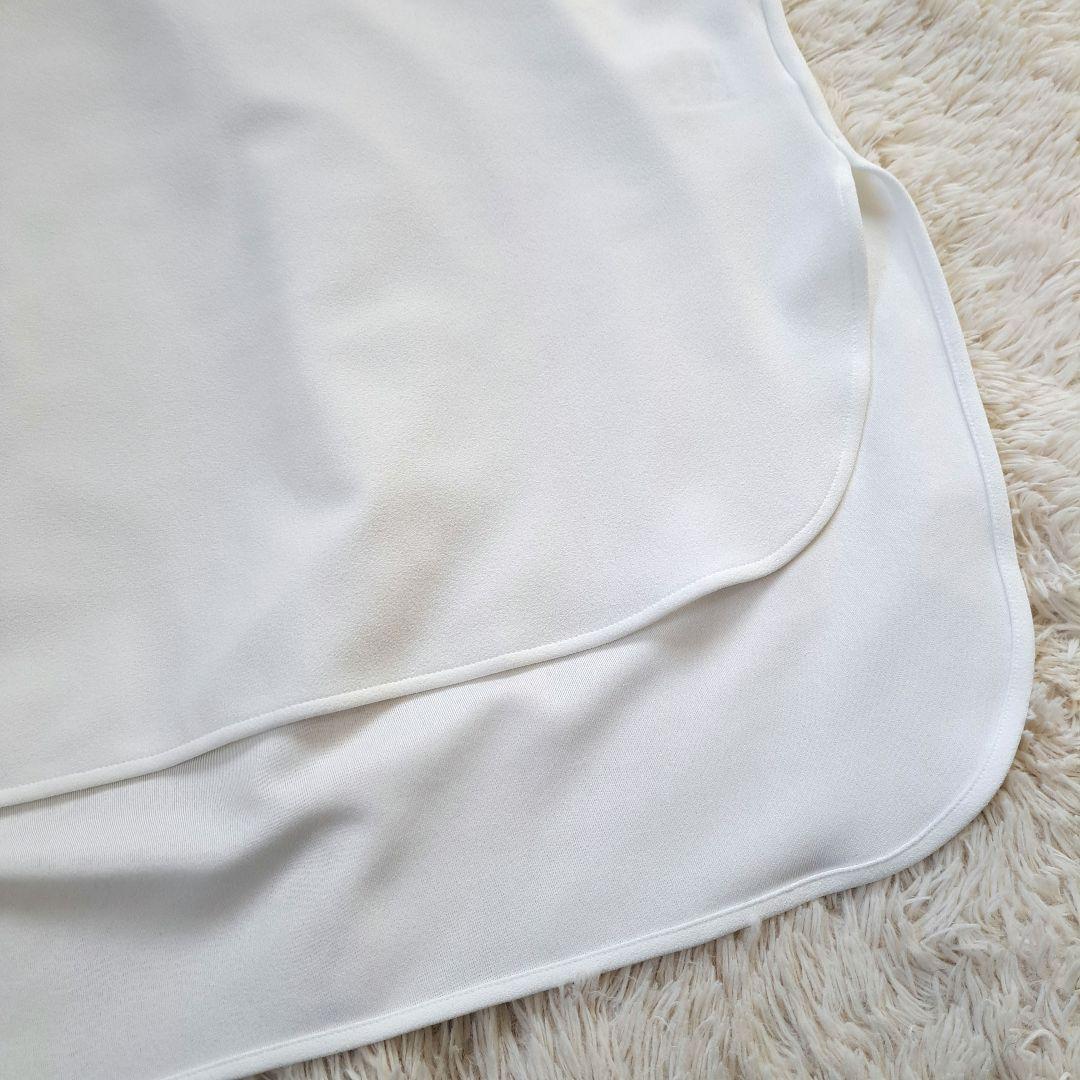 美品 ビアズリー Tブラウス カットソー 洗える バックタック 白 ゆったり