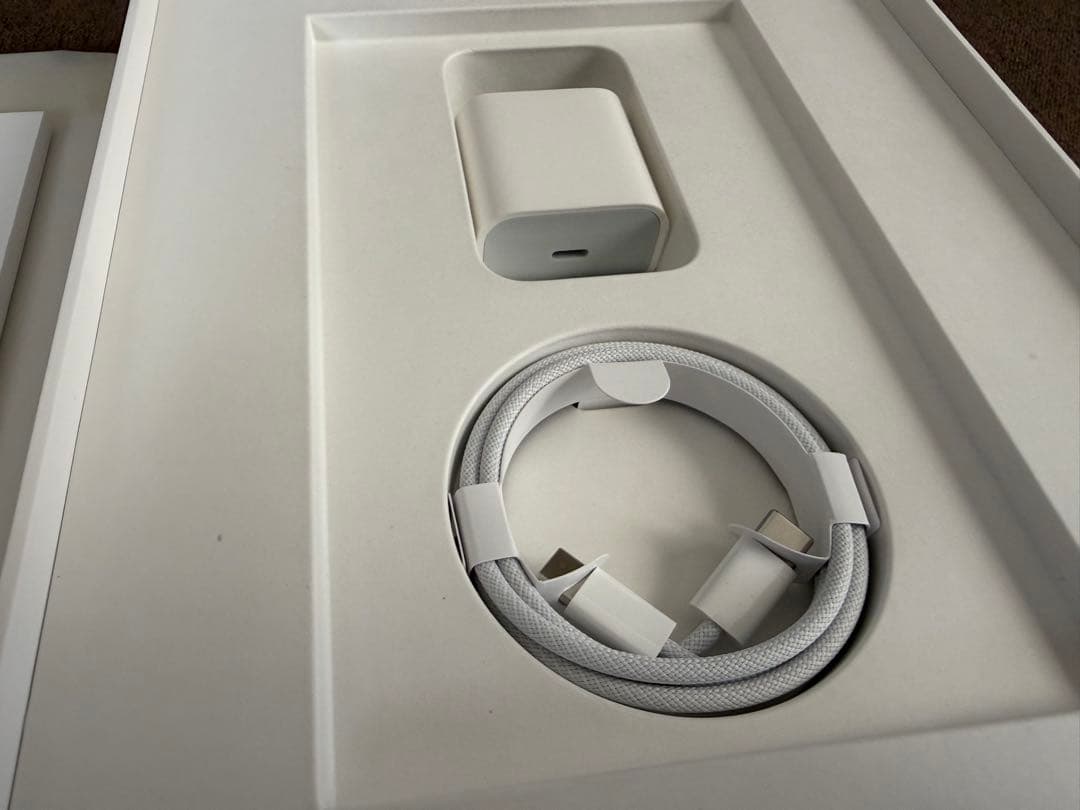 【美品】iPad第10世代　Wi-Fi 64GB イエロー