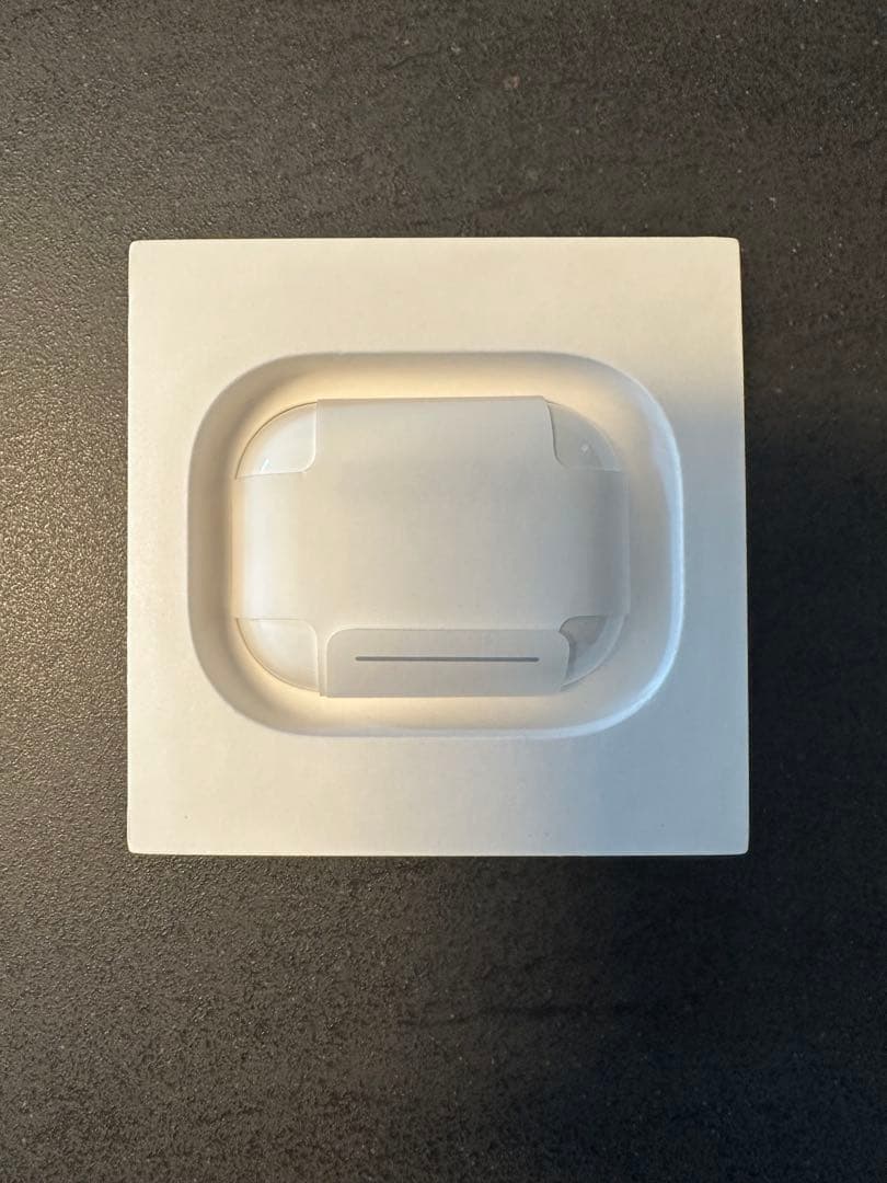 美品 AirPods Pro 第２世代 アップル エアポッズプロ 保証残あり