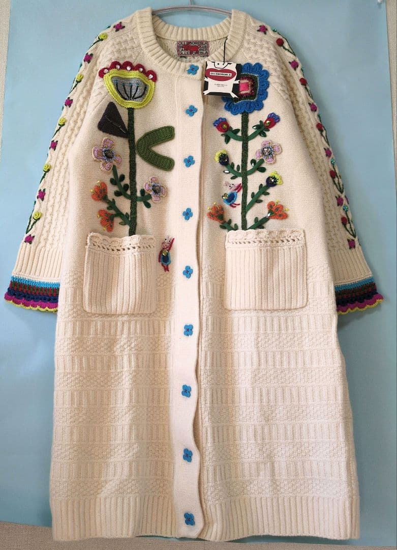専用です。 アルベロベロ♥️ぶたさん花ビジュ刺繍 ウールロングカーディガン