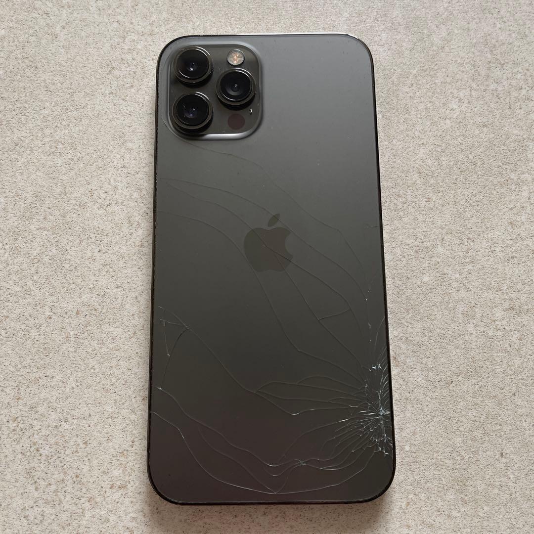 iPhone12ProMax SIMフリー256GBグラファイト 背面割れアリ