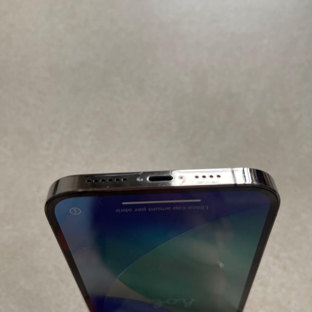 iPhone12ProMax SIMフリー256GBグラファイト 背面割れアリ