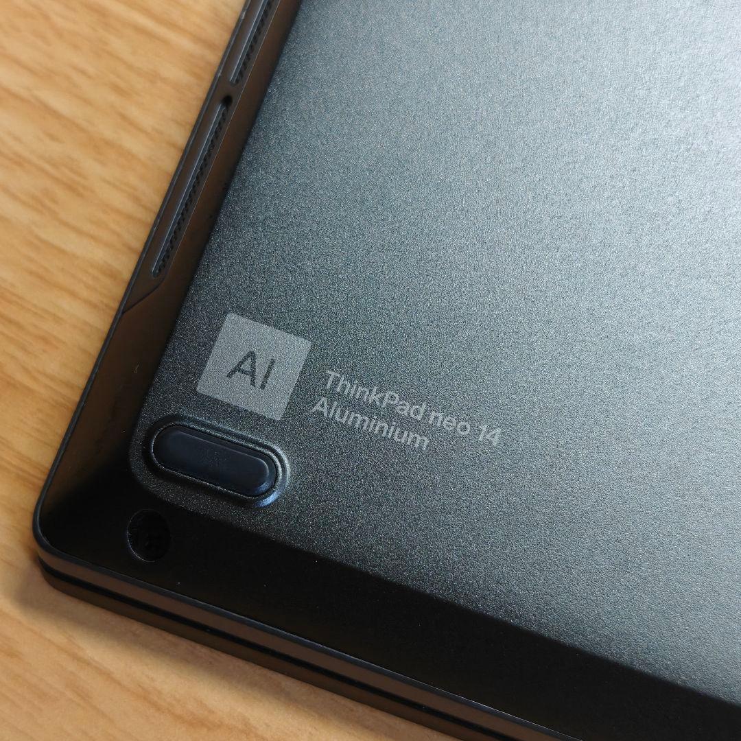 Lenovo ThinkPad neo 14 AMD 6800H 本体