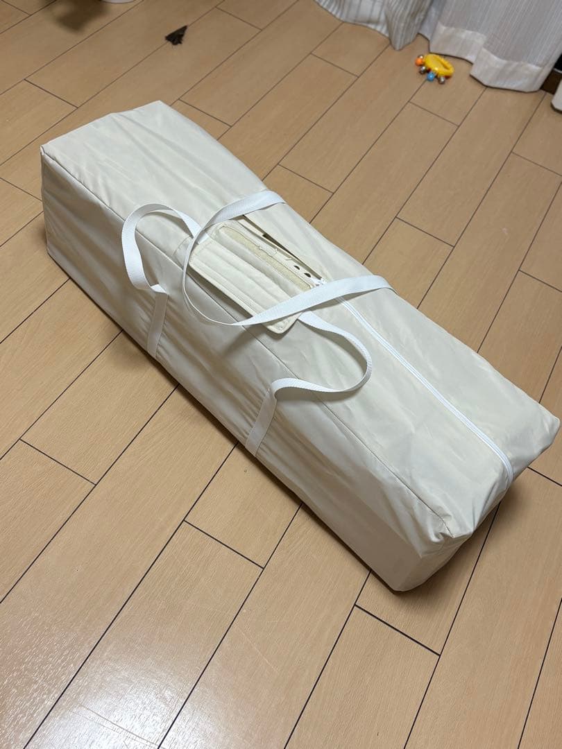 Aprica)アップリカベビーベッド ココネルエアープラス ホワイトベージュ