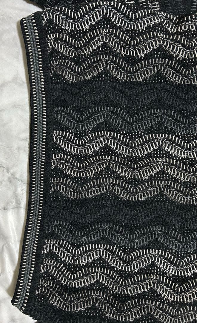 90s カナダ製 TUNDRA ヴィンテージ 3D 総柄 ニット 黒 ブラック