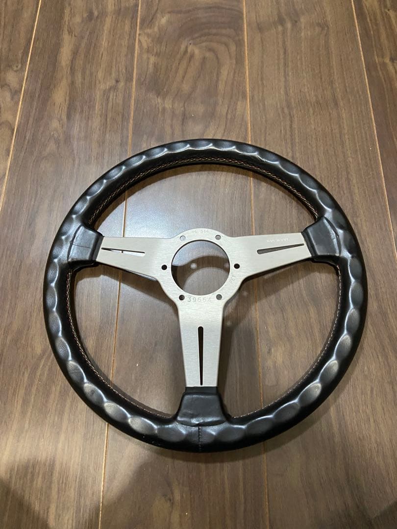 ナルディステアリング！！