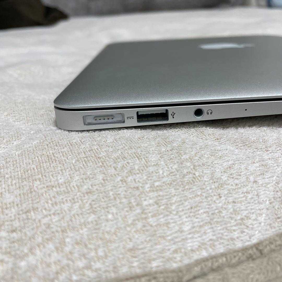 おまけ付き　美品　充電回数少　Macbook Air 2015 128GB