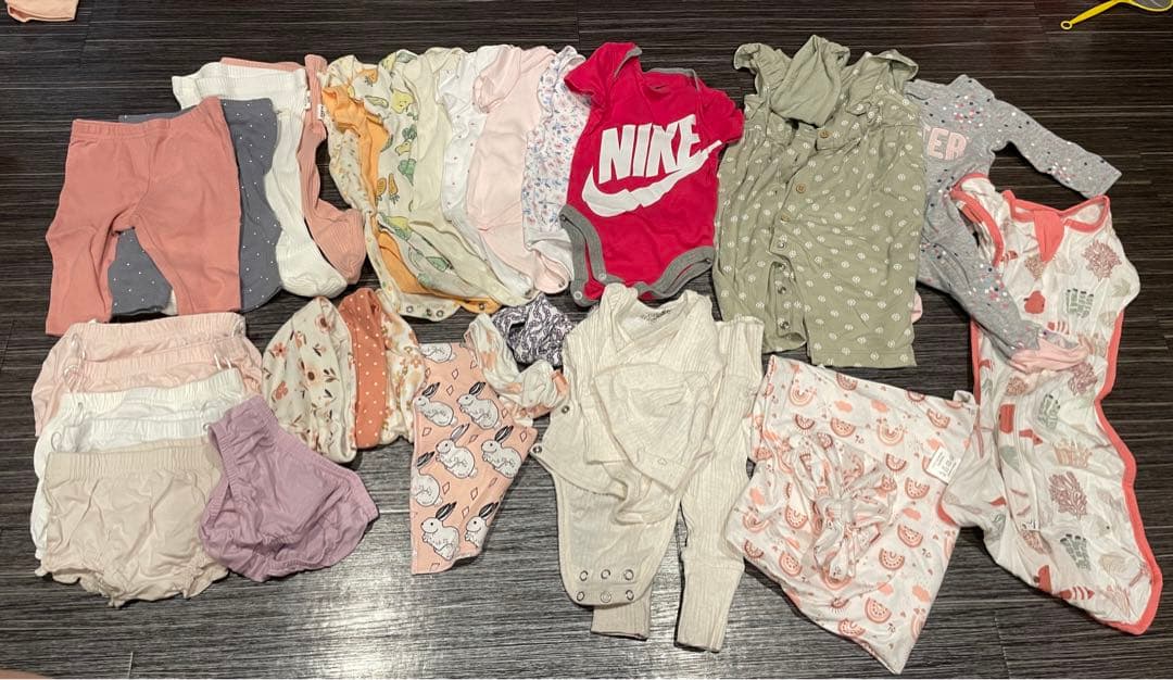 美品！アメリカブランドベビー服セット　カーターズ