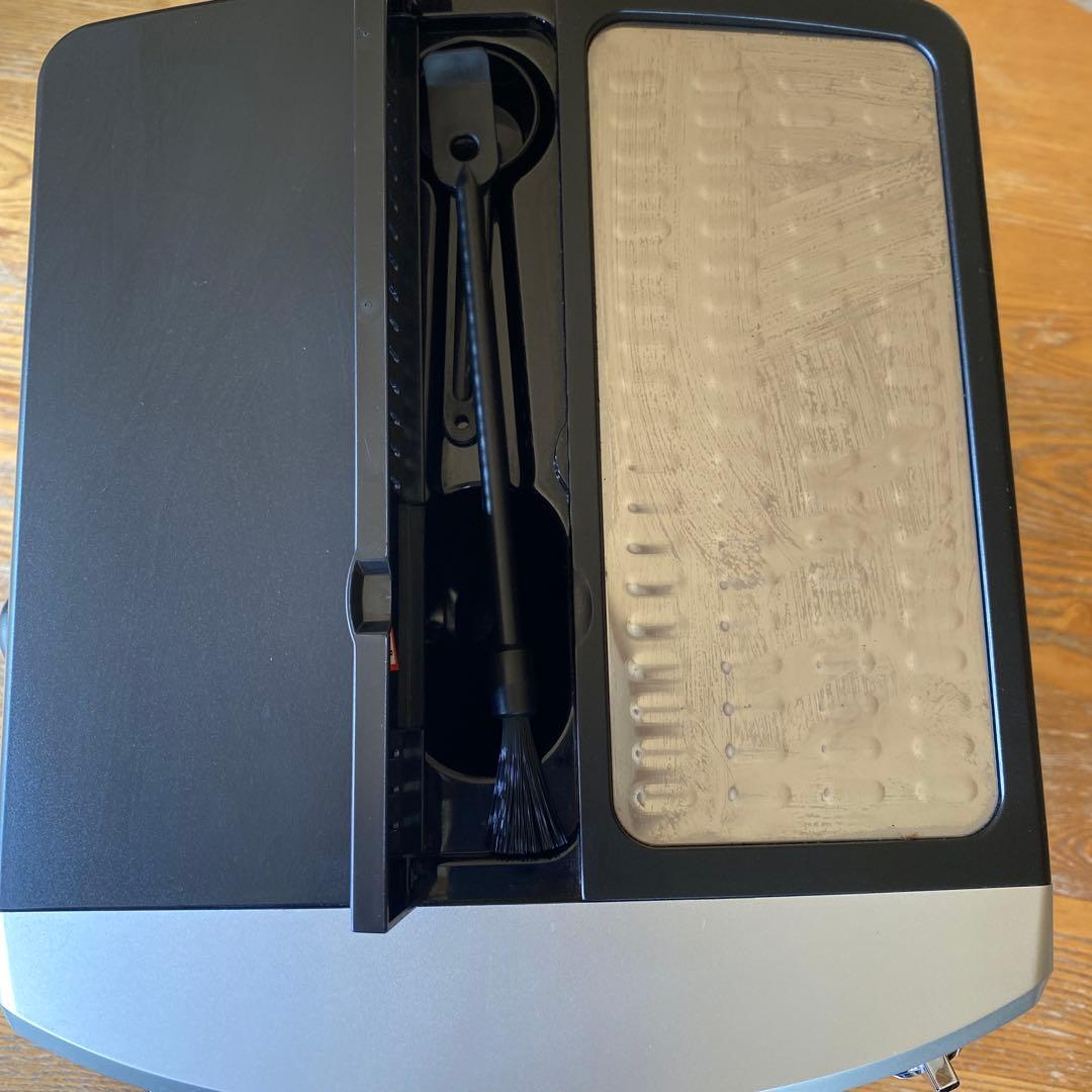 De'Longhi Magnifica エスプレッソマシン　ESAM03110S