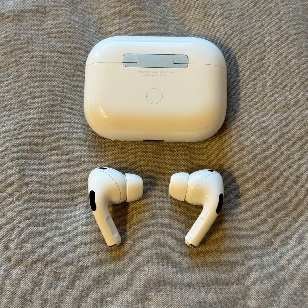 Apple AirPods Pro 2 本体