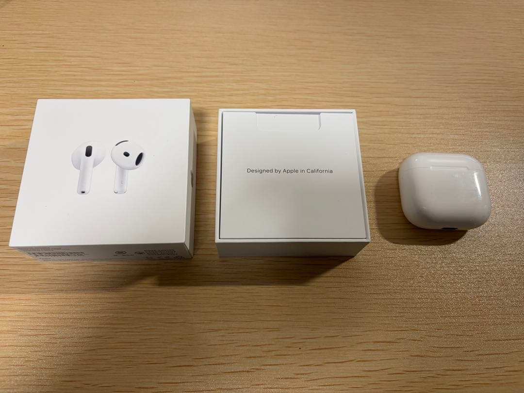 Apple AirPods 第4世代　箱• ケースカバー付き