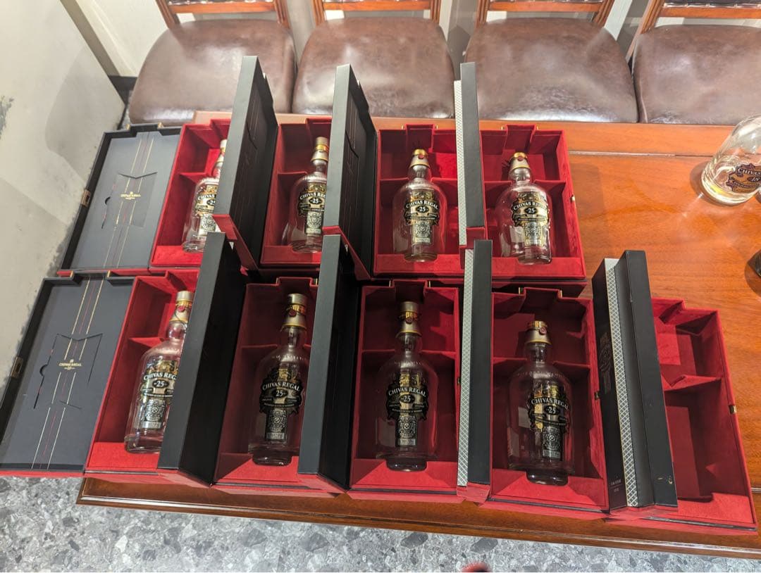 Chivas Regal 25年 700ml 空ボックス 9個セット