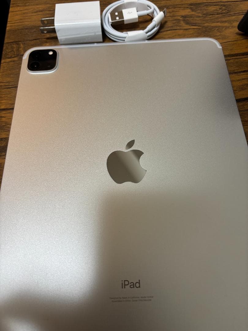 【美品】iPad Pro 11インチ 第 3 世代 128GB wifiモデル