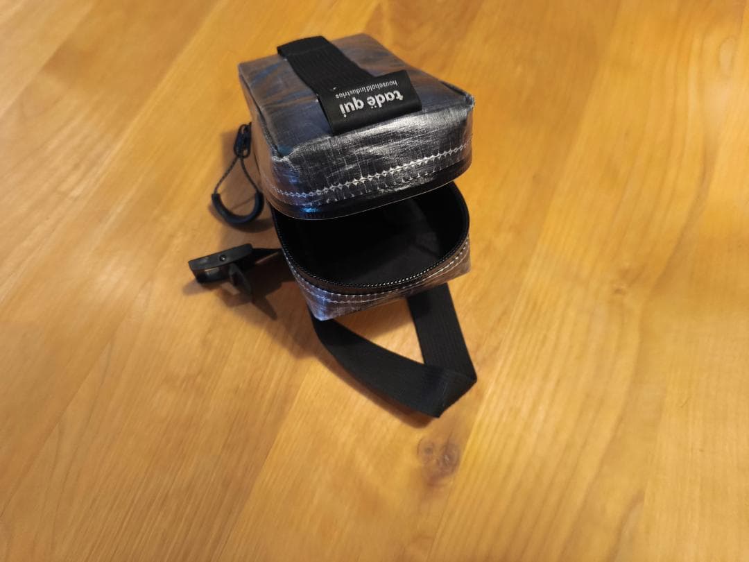 アクセサリー tade qui 2 hour tripper Dyneema Black