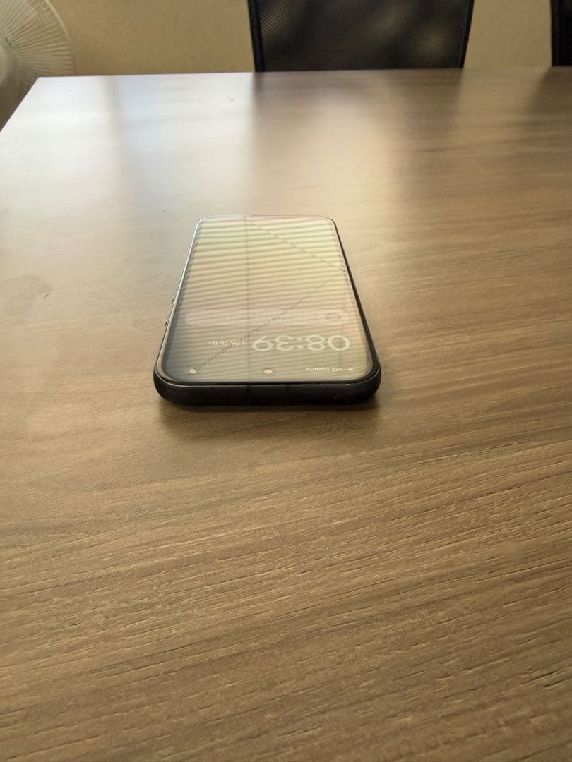 Google Pixel 8a ブラック ケース付き