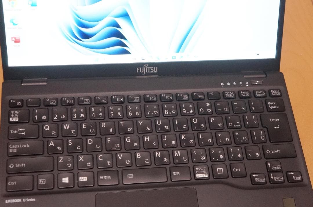 富士通 LIFEBOOK U9311/F i5 16G 256G Office