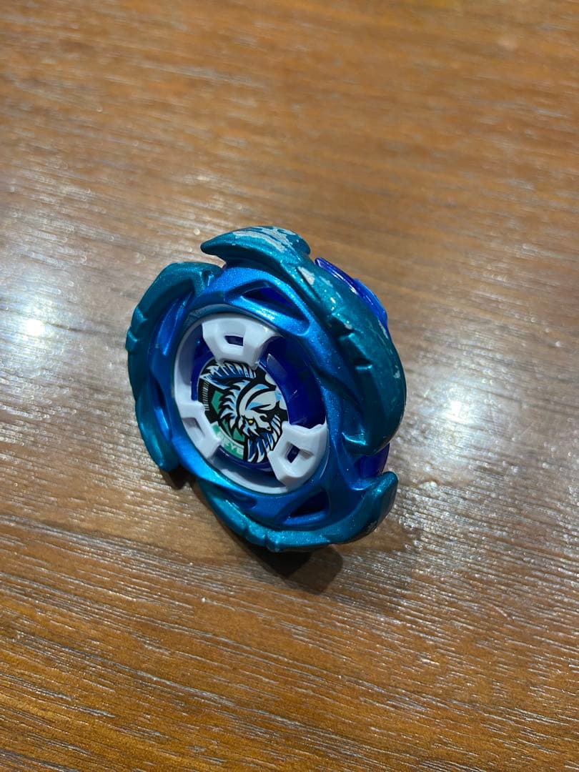 ベイブレードx エアロペガサス3-70A 使用品