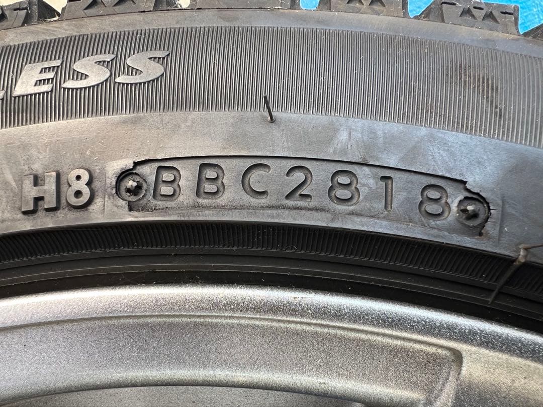 BLIZZAK VRX2 225/45R17 タイヤ・ホイールセット