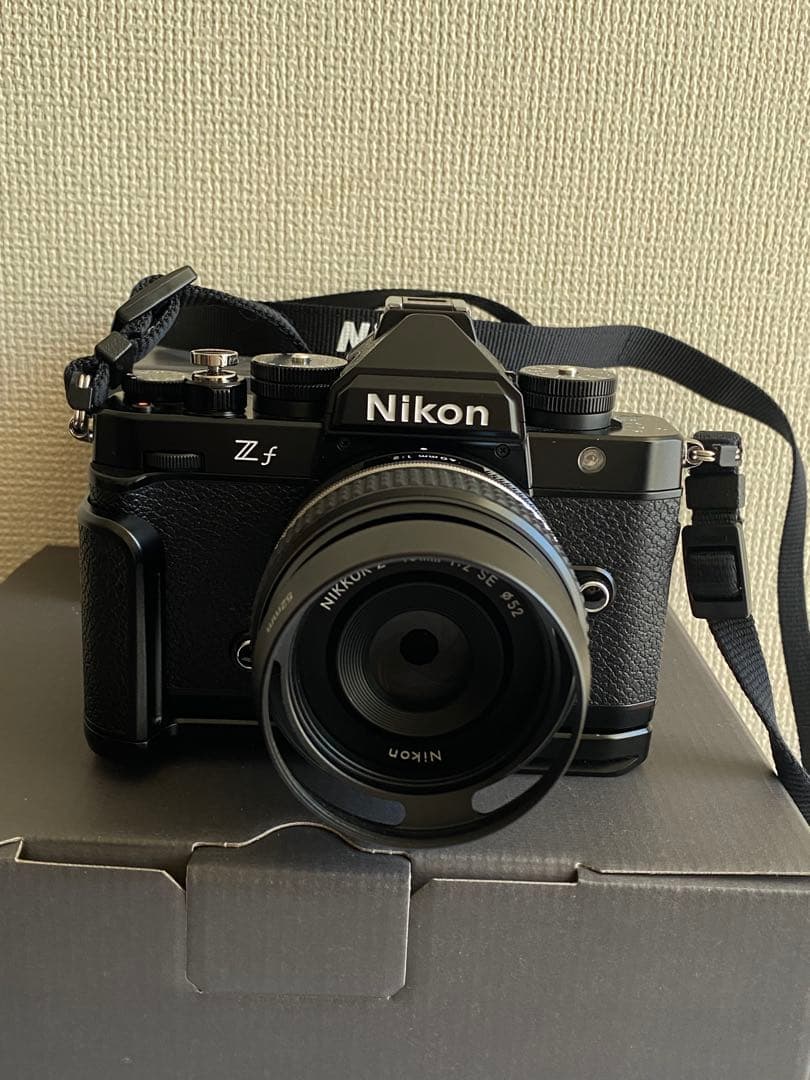 Nikon Zf 40mm SEキット/純正グリップ&AR-11付/3年保証残