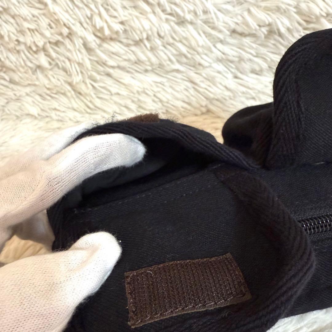 FENDI✨希少　ボディバッグ 黒　ウエストバッグ　ズッカ　マジックテープ　ミニ