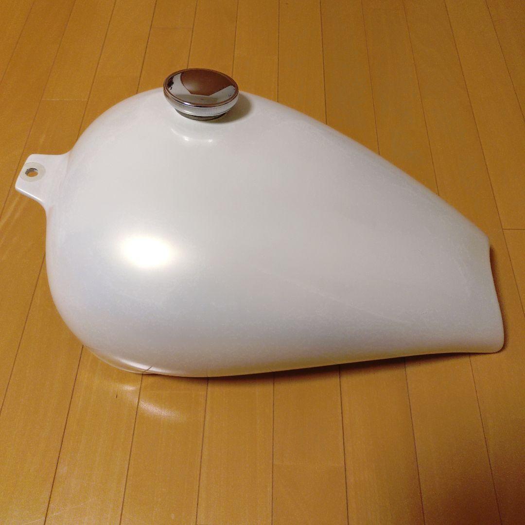 ヤマハ　ドラッグスター400（キャブ車）用　社外FRPガソリンタンク　要修理