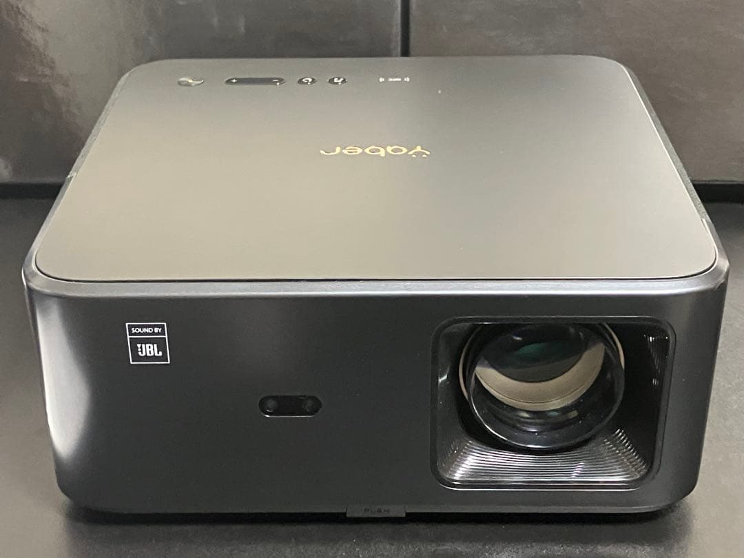Yaber K2s プロジェクター本体 Android TV 自動台形補正あり