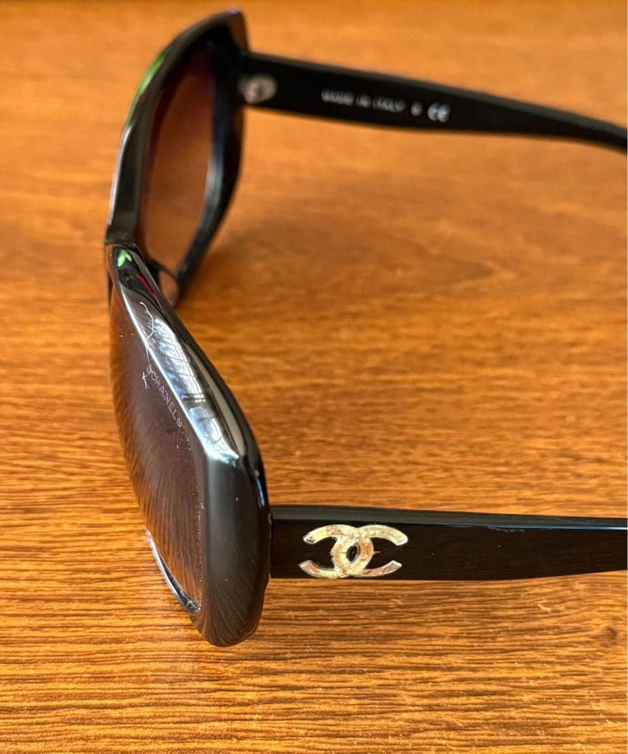 CHANEL サングラス ブラック ケース付き
