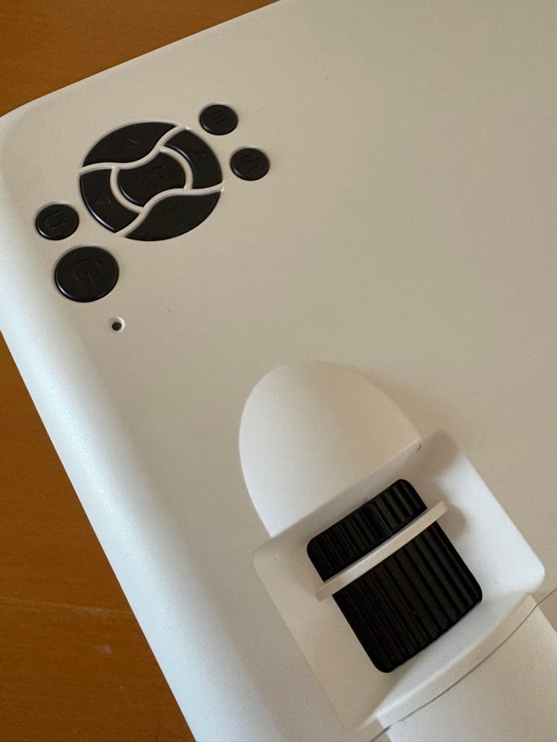 地デジチューナー搭載　LEDプロジェクター