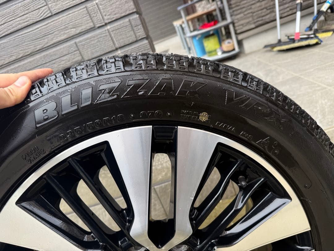 た*か様 トヨタ 18インチ 30後期scアルファード 純正ホイールスタッドレス