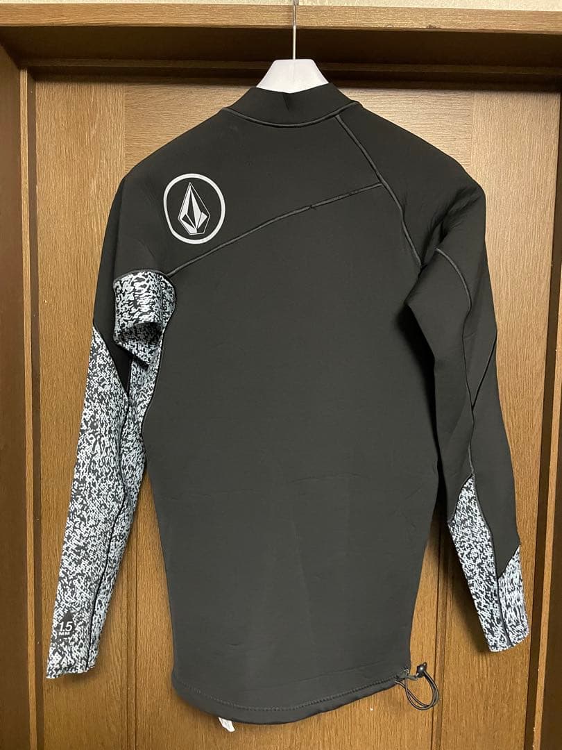 ボルコム　ロングタッパー　Lサイズ　新品未使用　タッパー