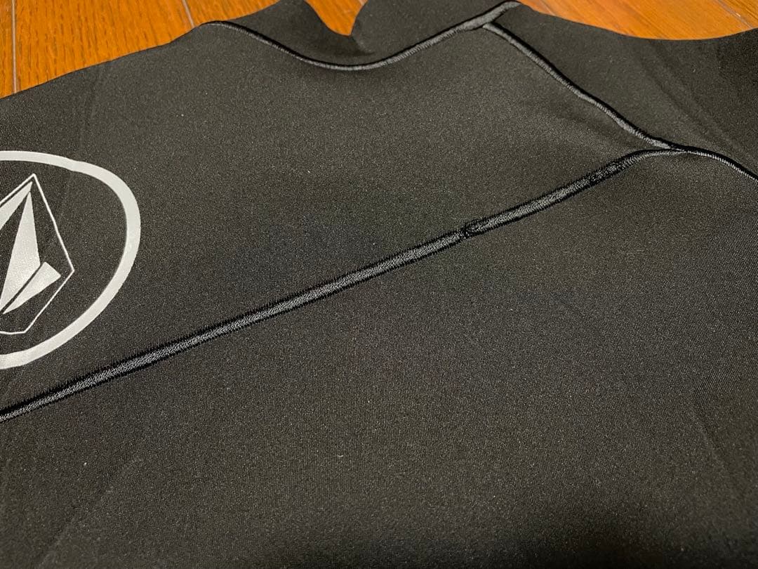 ボルコム　ロングタッパー　Lサイズ　新品未使用　タッパー