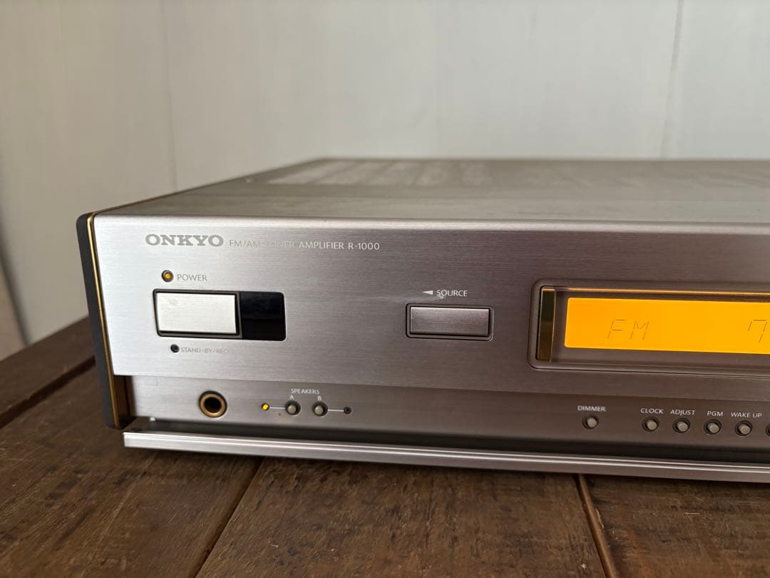 ONKYO R-1000 アンプ(リモコン付き)